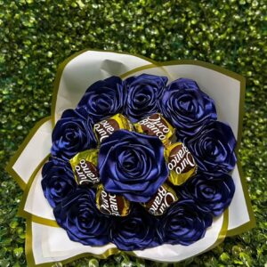 Boque de cetim com bonbons
