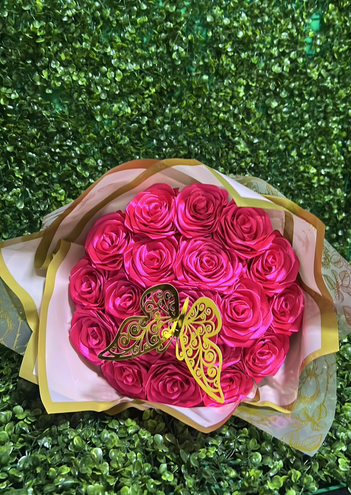 Buquê de Cetim (rosas eternas)